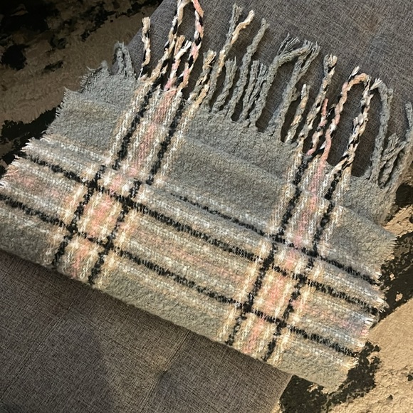 Charlotte Daniel - Picture 4 of 10